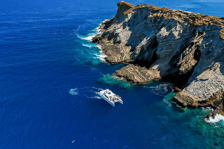 The Niʻihau & Nāpali Snorkel Expedition